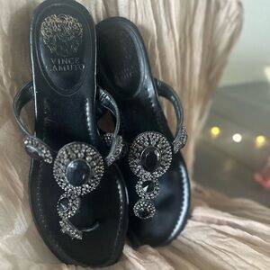 VINCE CAMUTO Sandals